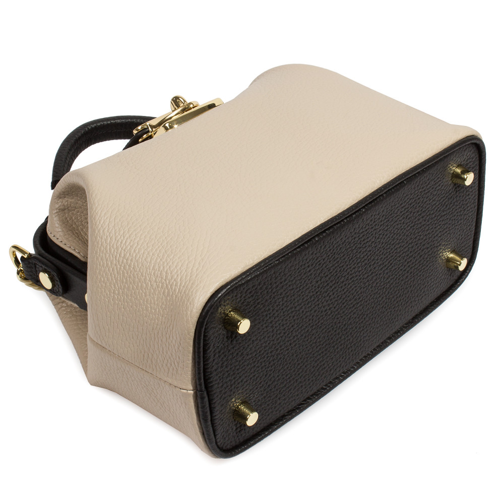 Women’s leather doctor bag Diana KF-6110-5