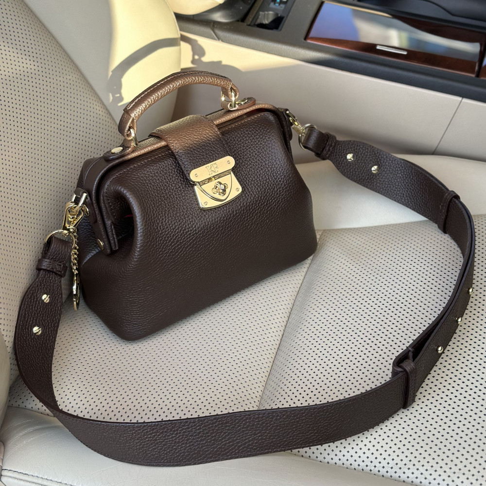 Women’s leather doctor bag Diana KF-7339