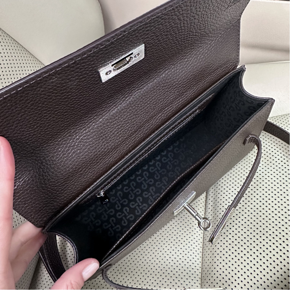 Жіночий шкіряний портфель Solomia Long KF-7582-3