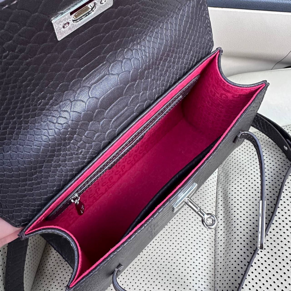 Жіночий шкіряний портфель Solomia KF-7656-3