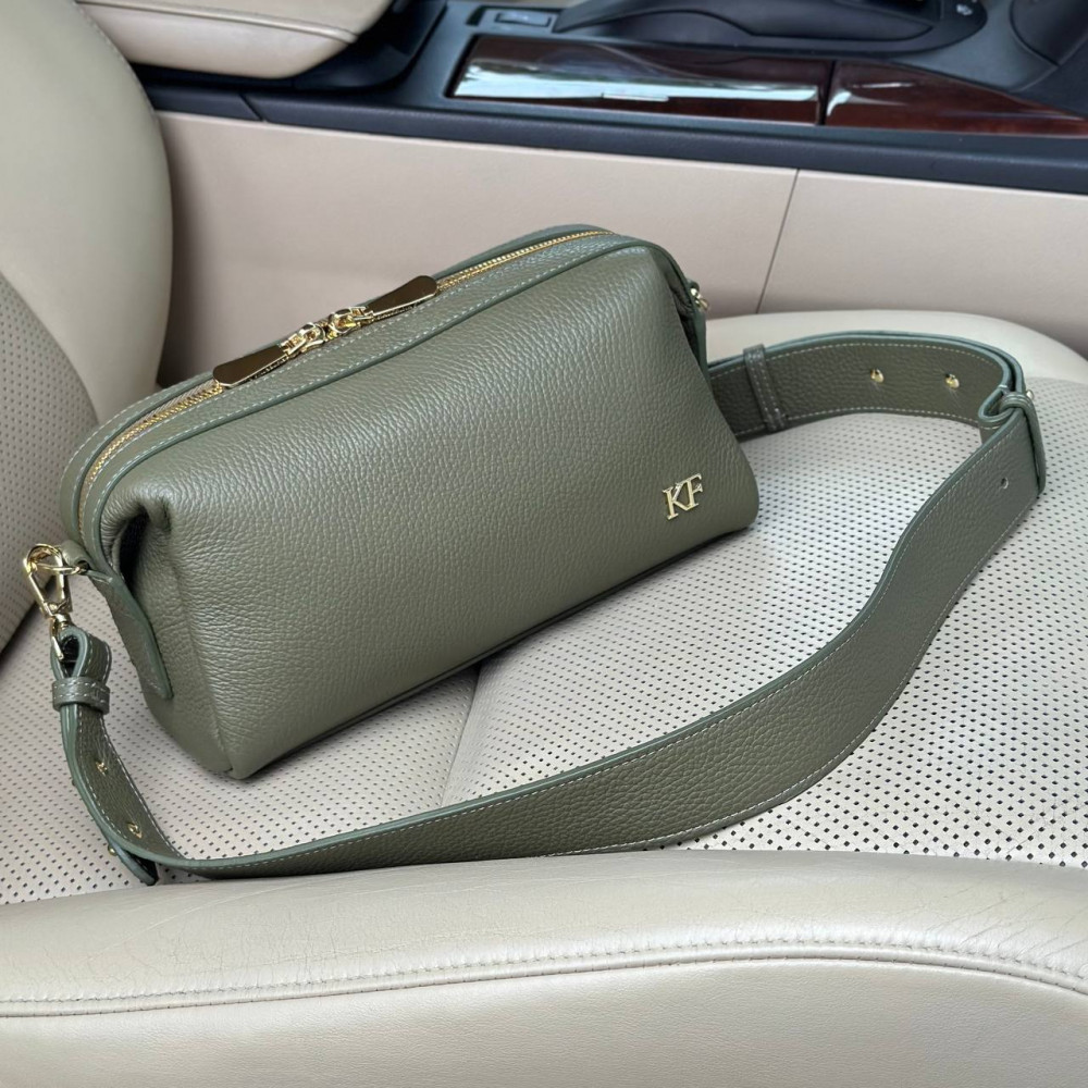 Women’s leather crossbody bag on a wide strap Vilna KF-7815