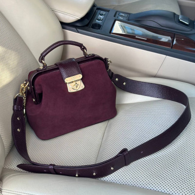 Women’s leather doctor bag Diana KF-7848-